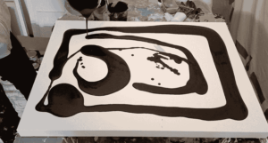 La préparation du fond en art fluide